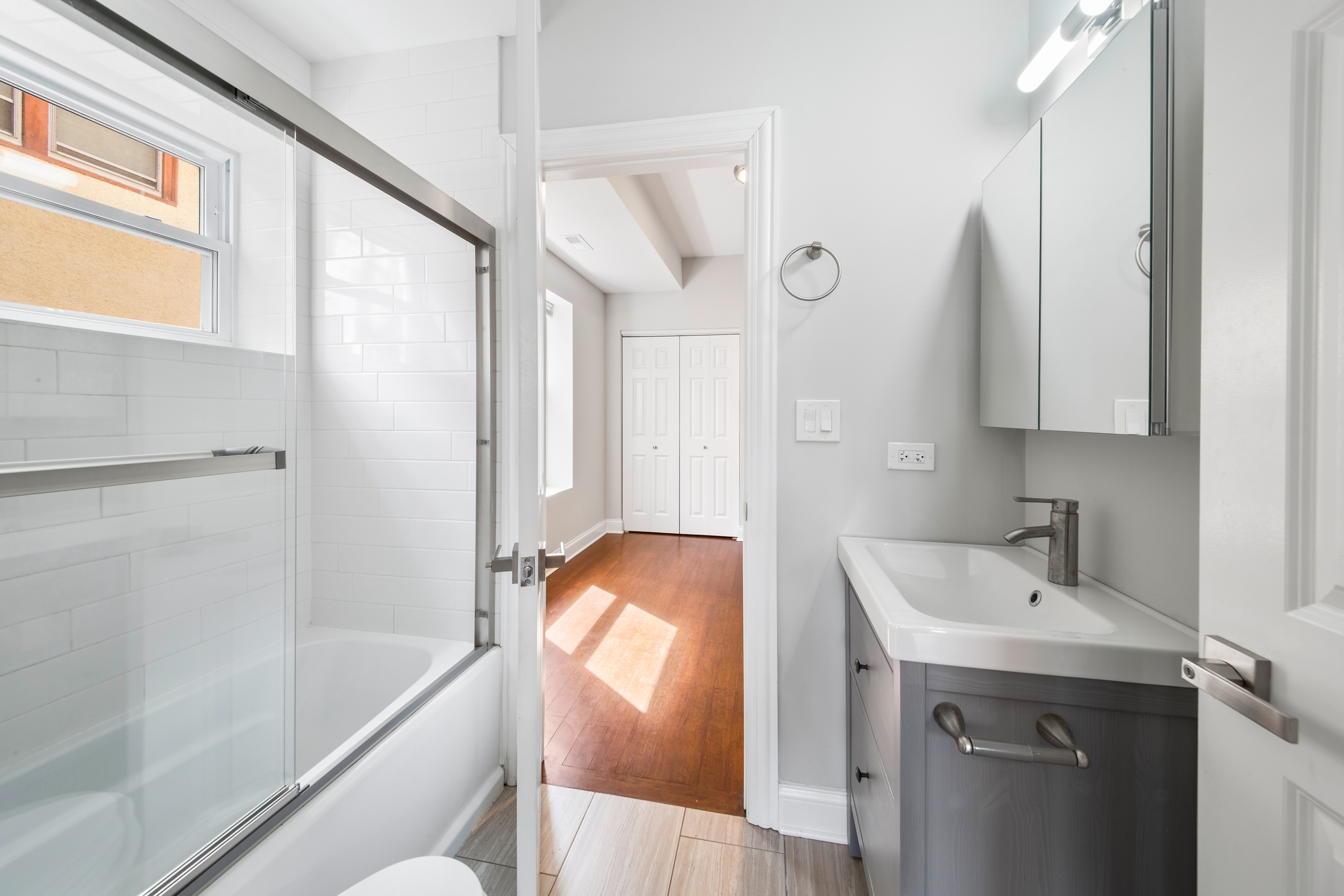 Chicago Condo: 4637 North Dover