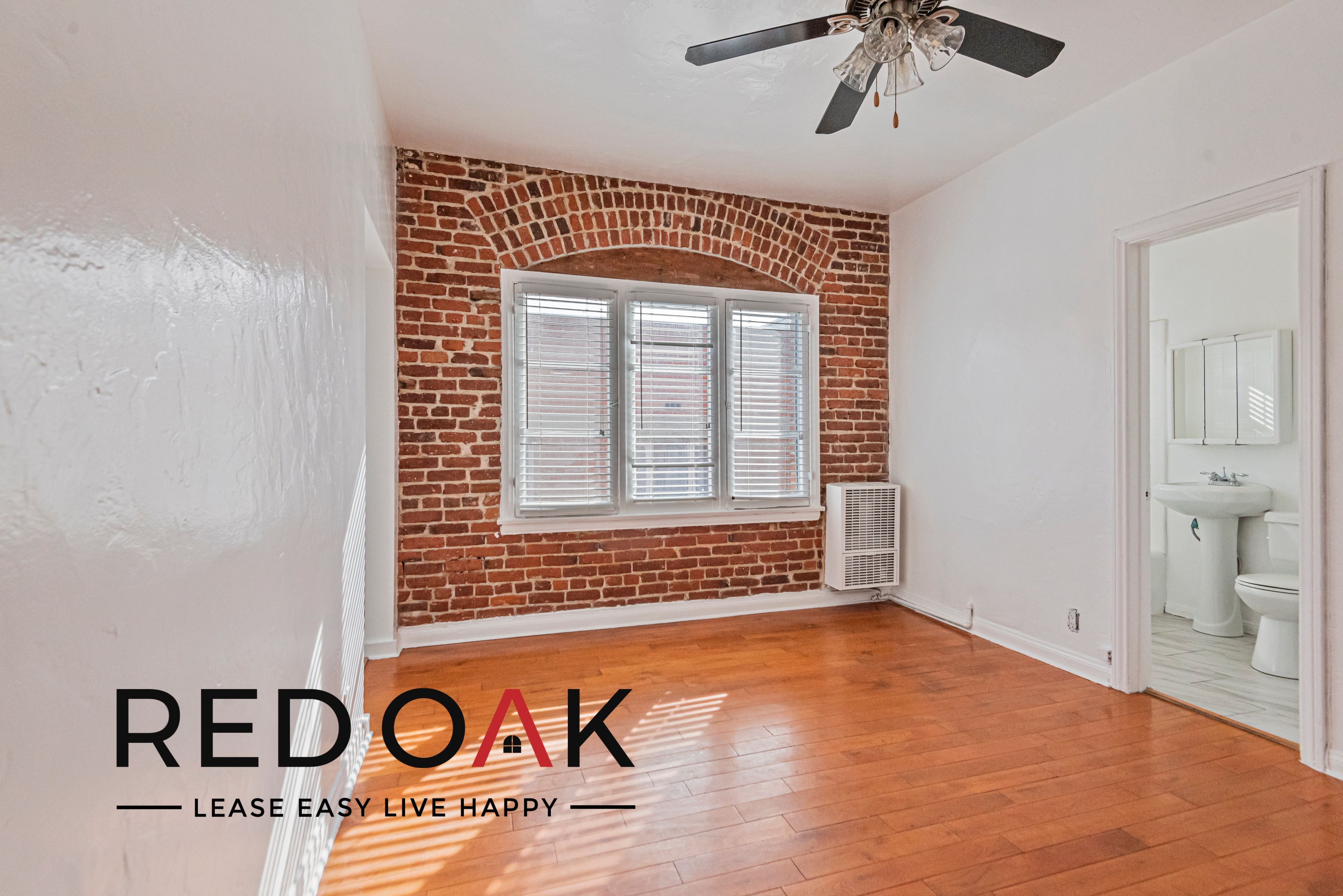 Los Angeles Condo: 1616 N Normandie Ave