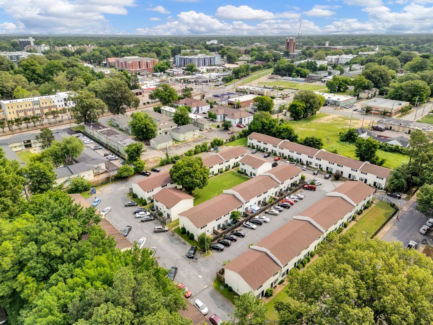 Memphis Condo: 3446 Spottswood Avenue