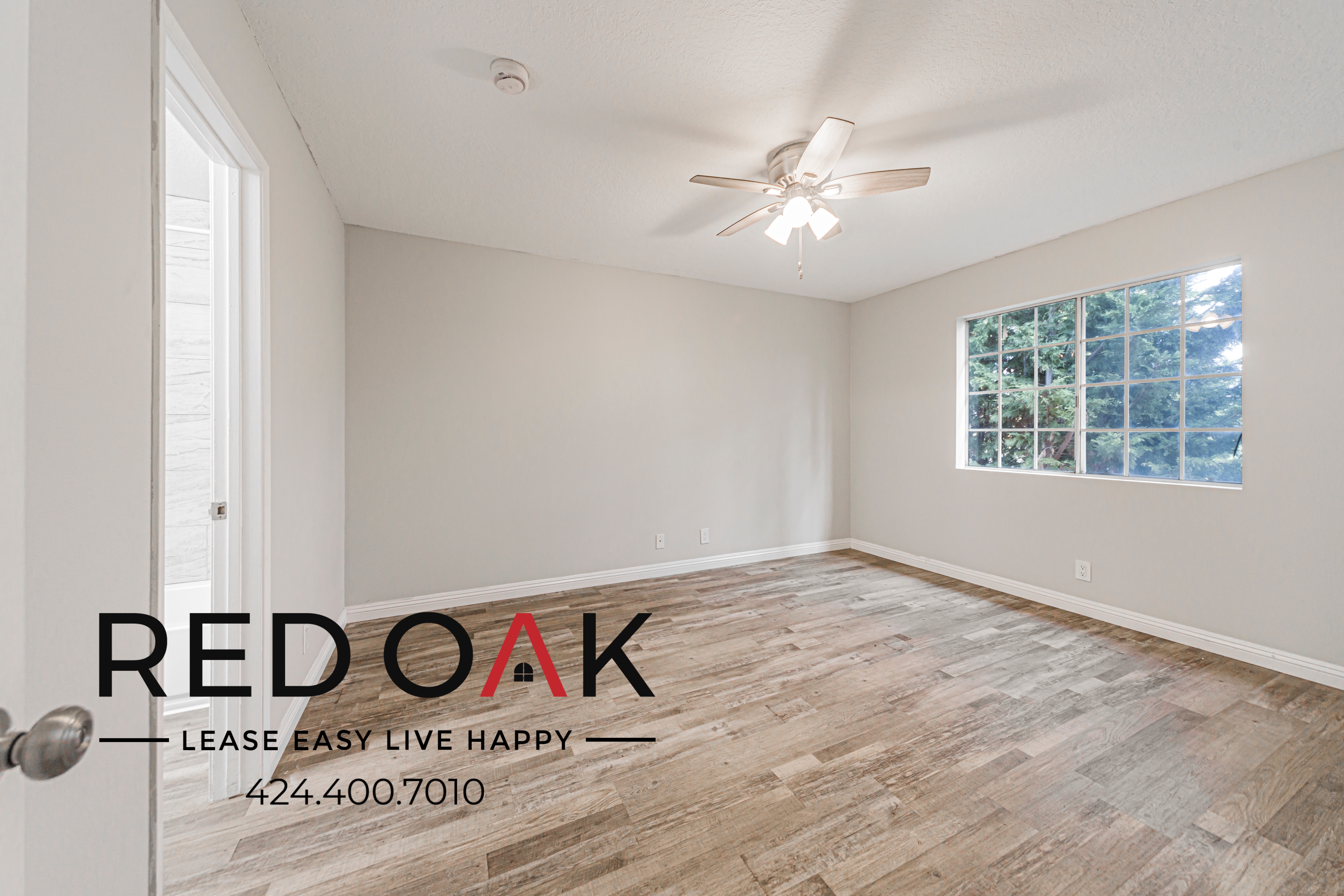 Long Beach Condo: 1734 E Erie St