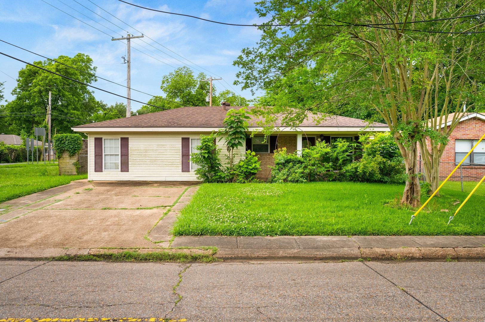 Alexandria House: 2020 Clover Lane