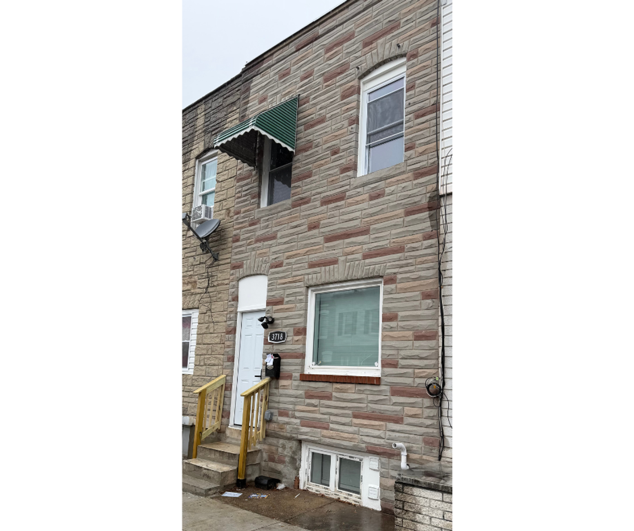 Baltimore Condo: 3718 E Lombard st