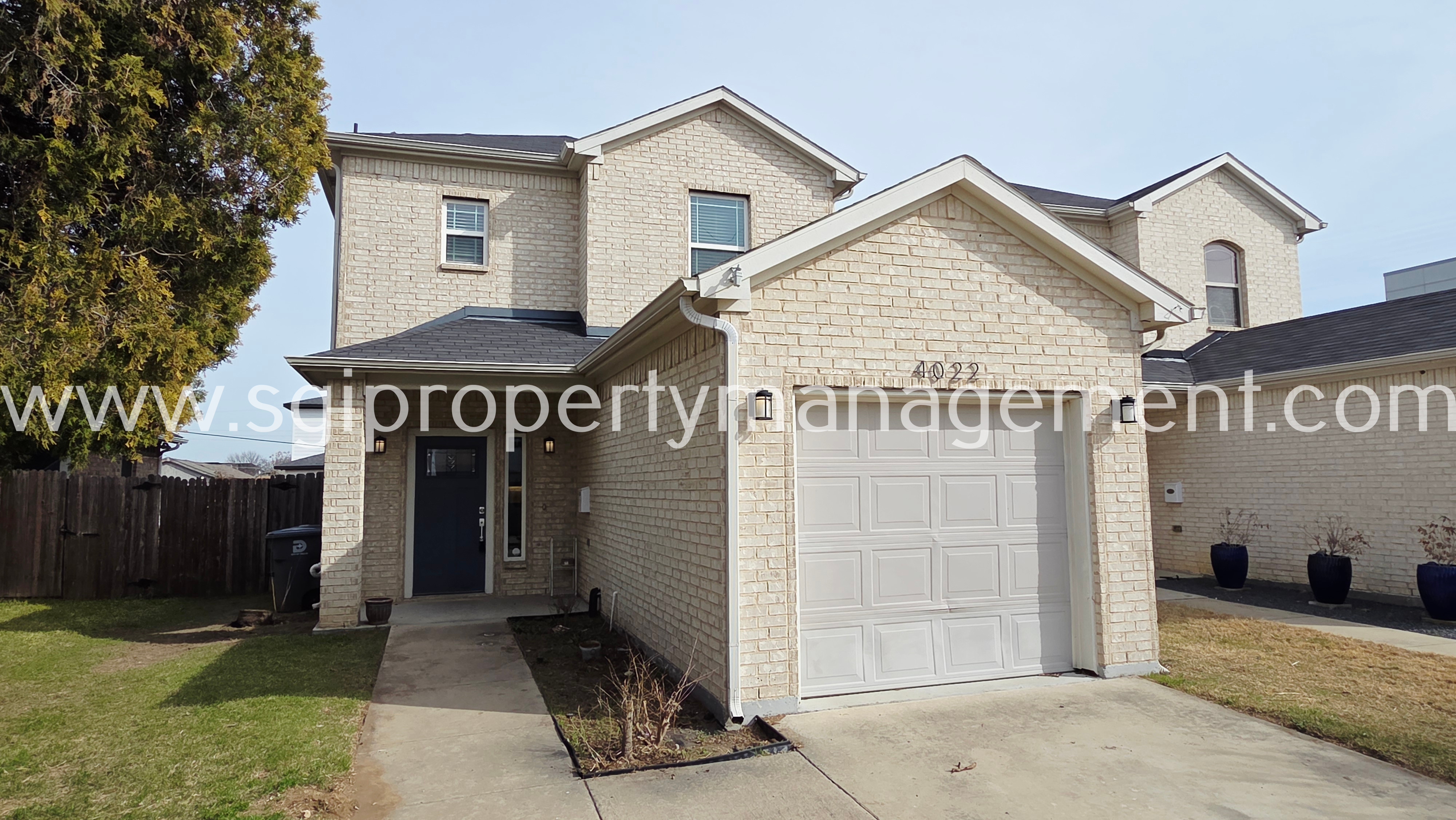 Dallas House: 4022 Ivanhoe Ln