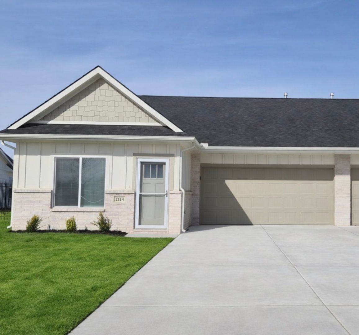 Goddard House: 2114 W Elk Ridge Ave