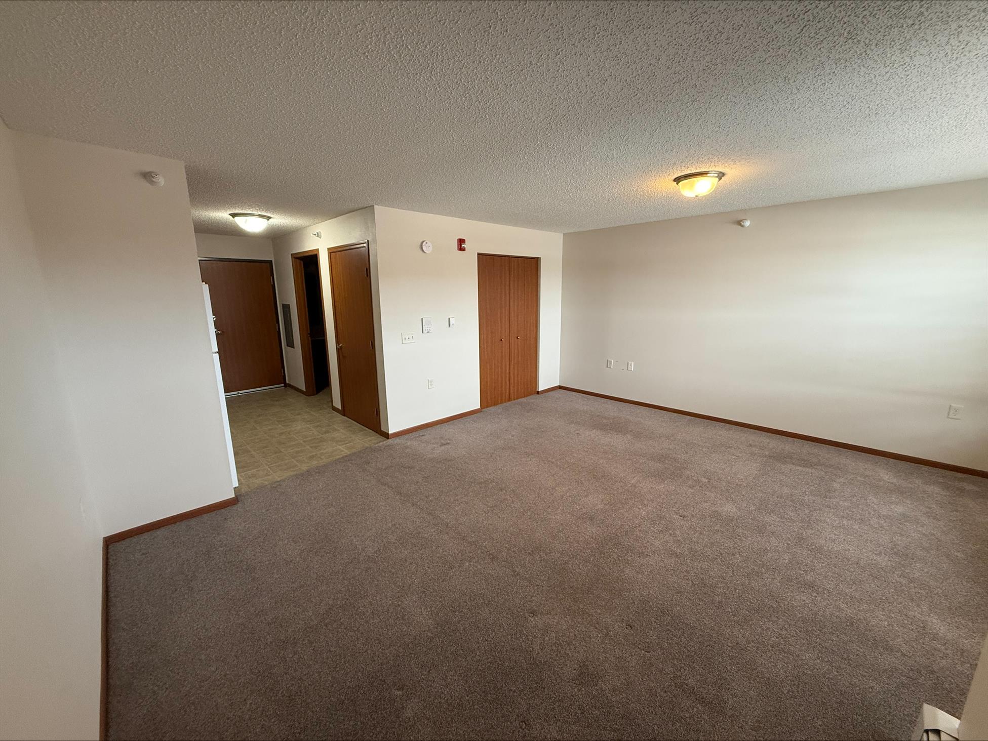 Alexandria Apartment: 4727 Arbor Xing