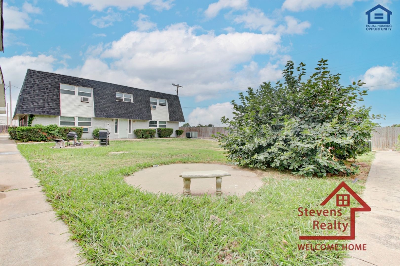 Lawton Apartment: 2111 NW Lindy Ave