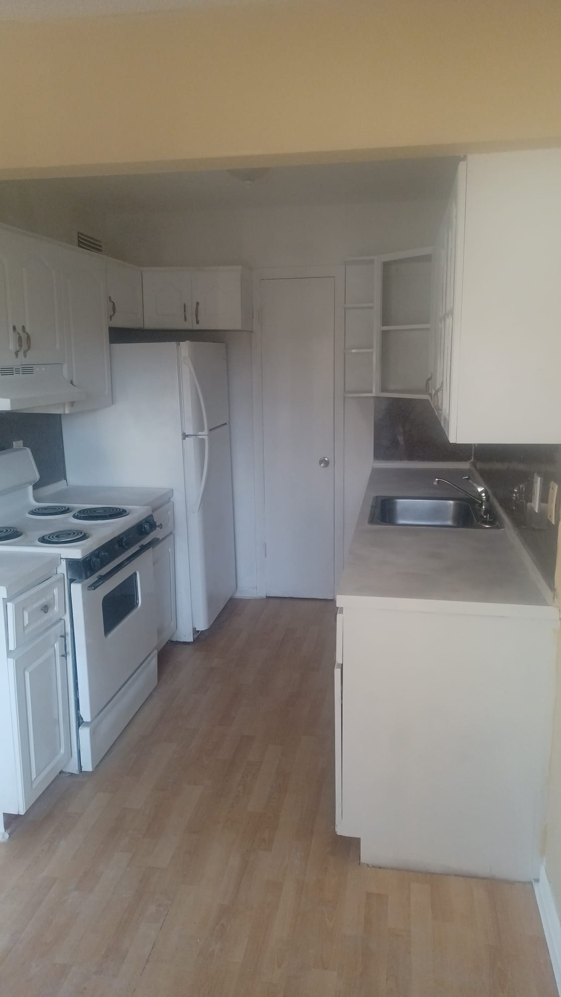 Deerfield Beach Townhome: 401 SW 13th Pl