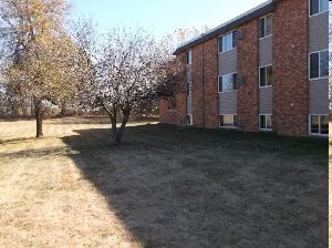 Alexandria Apartment: 404 S Mckay Ave
