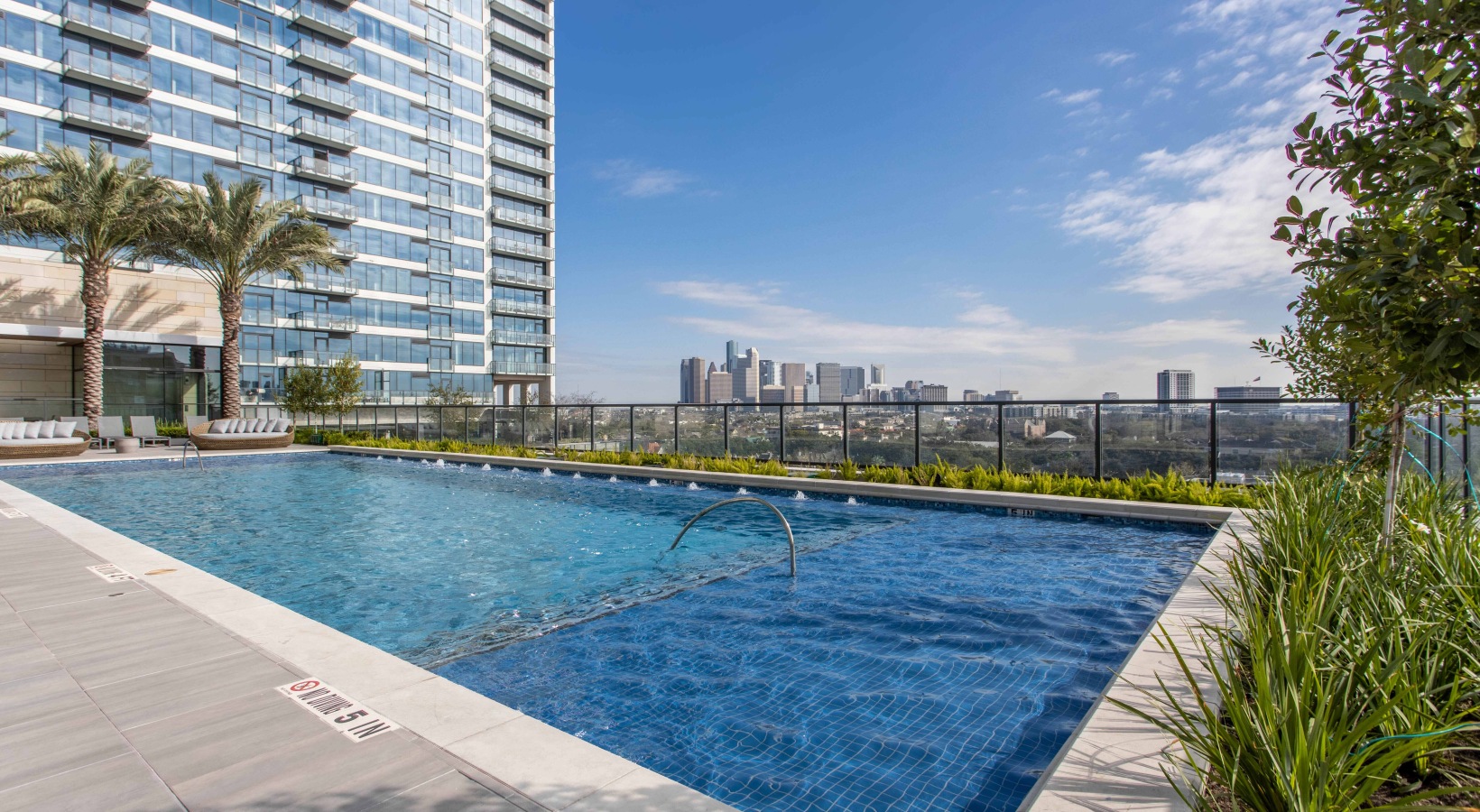 Houston Condo: 3410 Yoakum Blvd