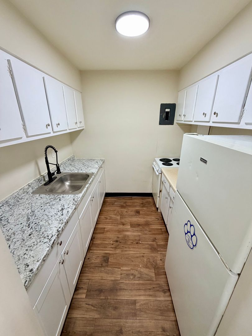 Lexington Condo: 1556 Alexandria Drive