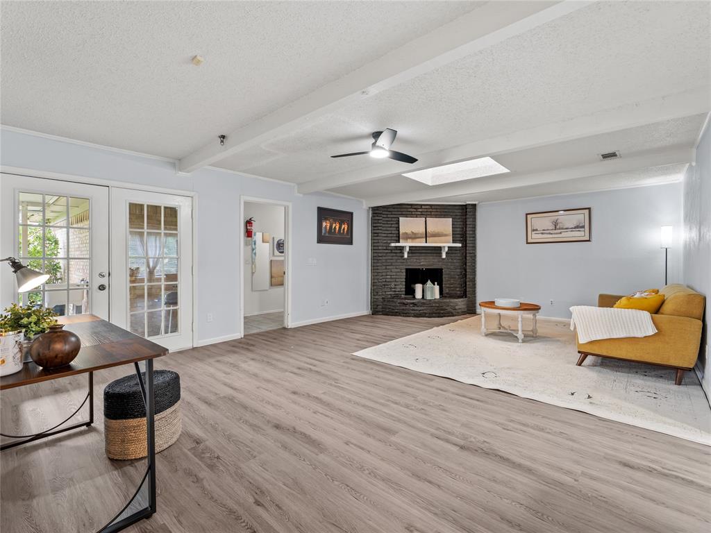 Plano Condo: 2012 Westlake Drive