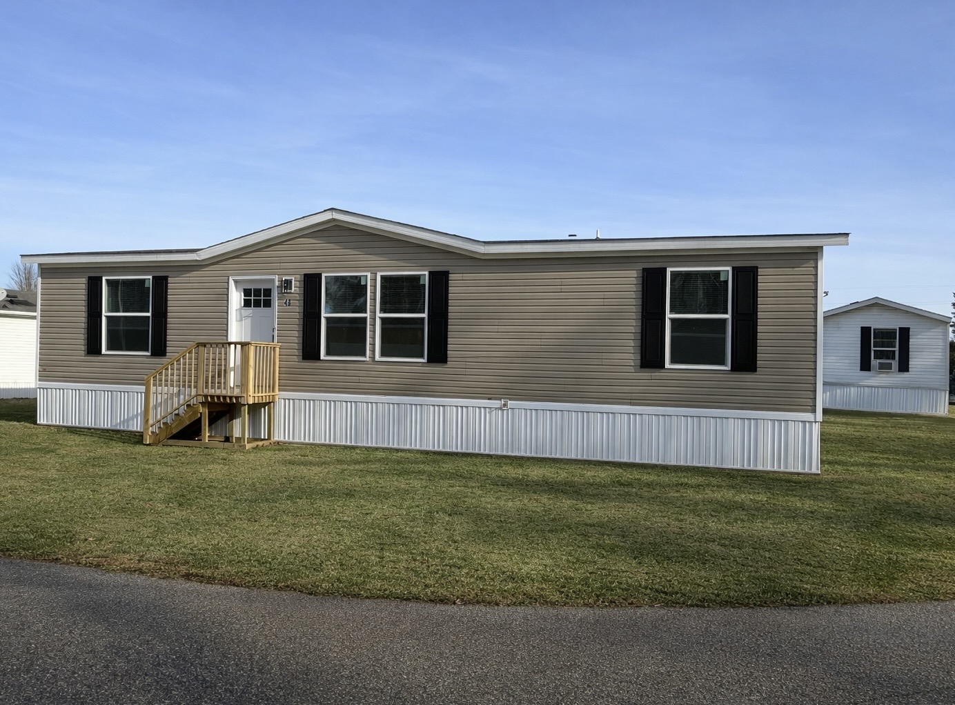 Battle Creek House: 48 Dusty Trail