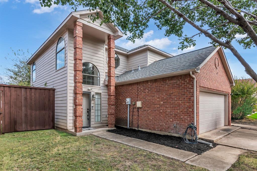 Lewisville Condo: 903 Azalia Drive