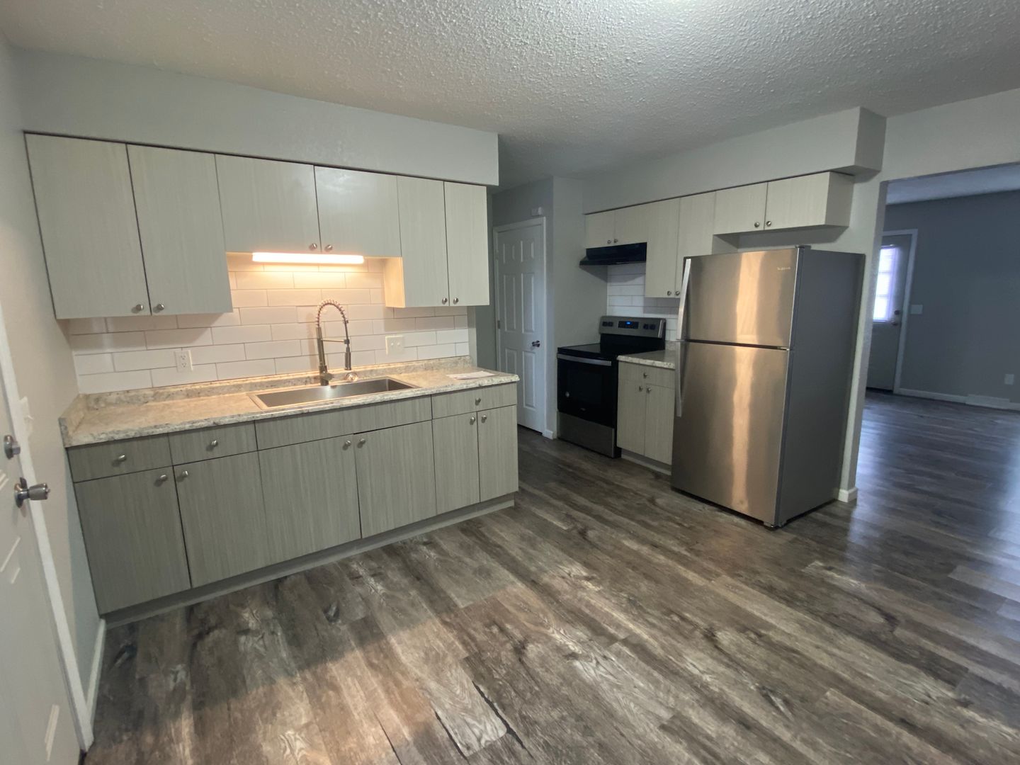 Davenport Condo: 5428 N Division Street