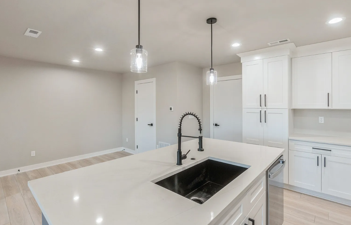 Grimes Townhome: 14402 Springbrook Trl