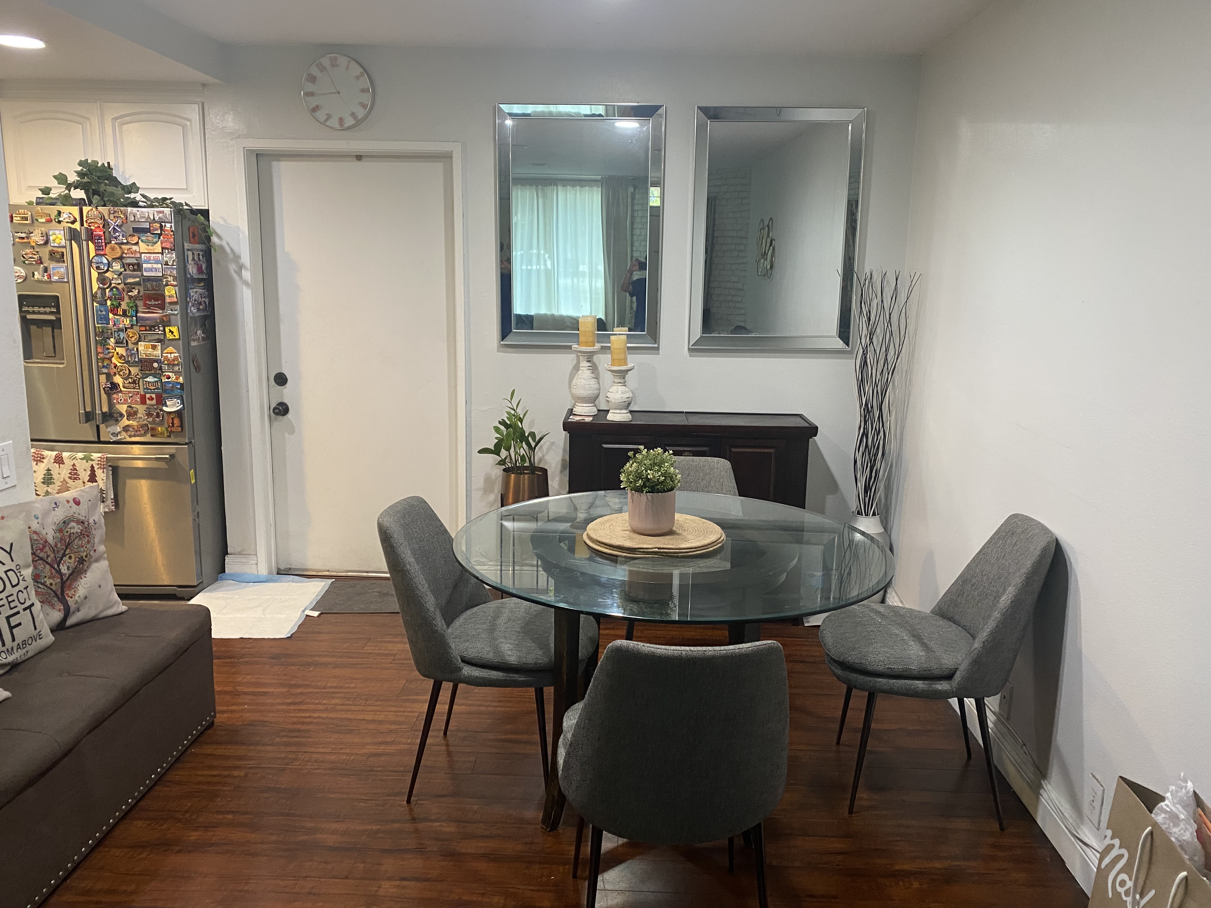 Arleta Condo: 9601 Woodman Ave. #2