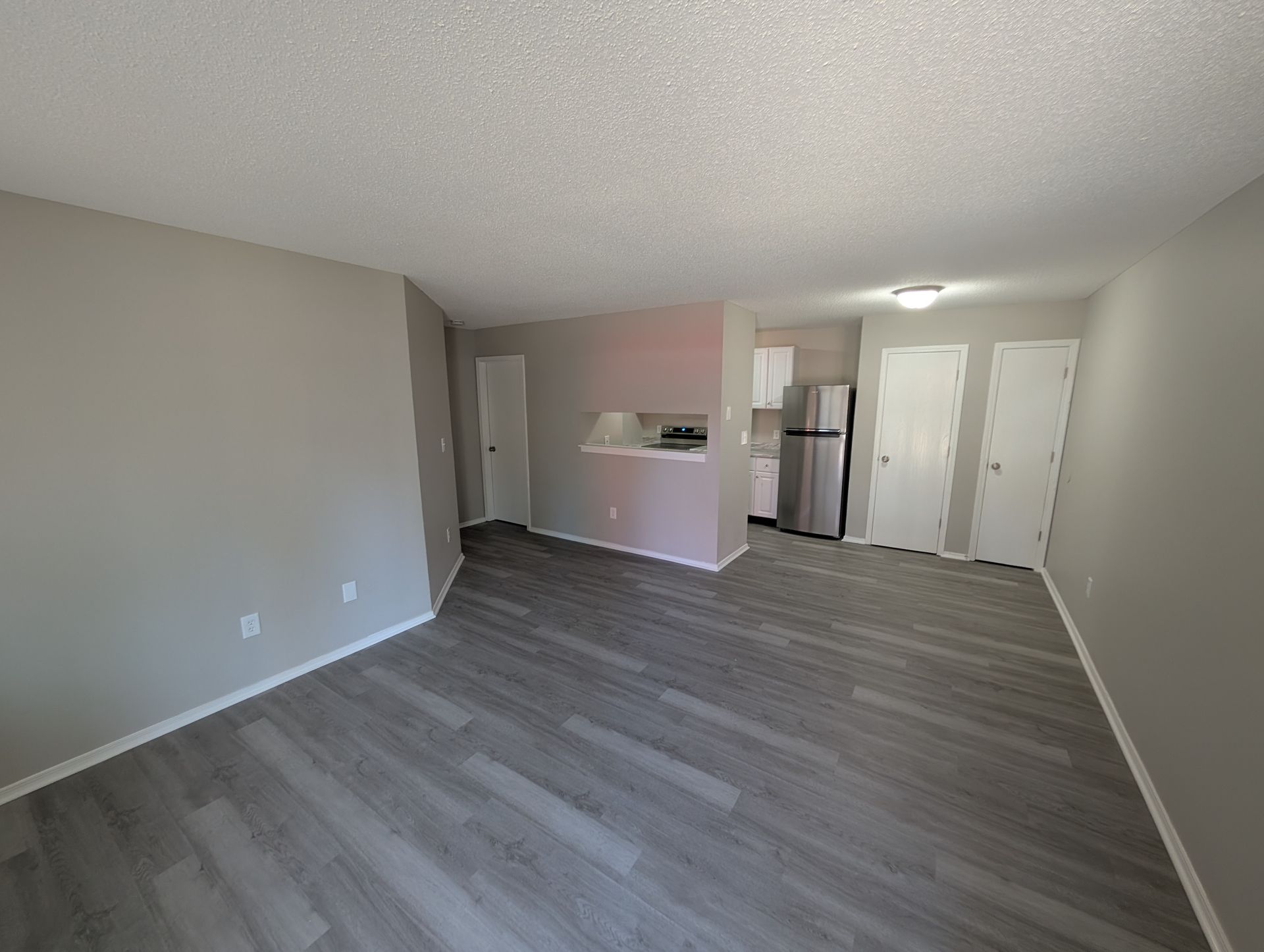 Centralia Apartment: 1104 E 13 St