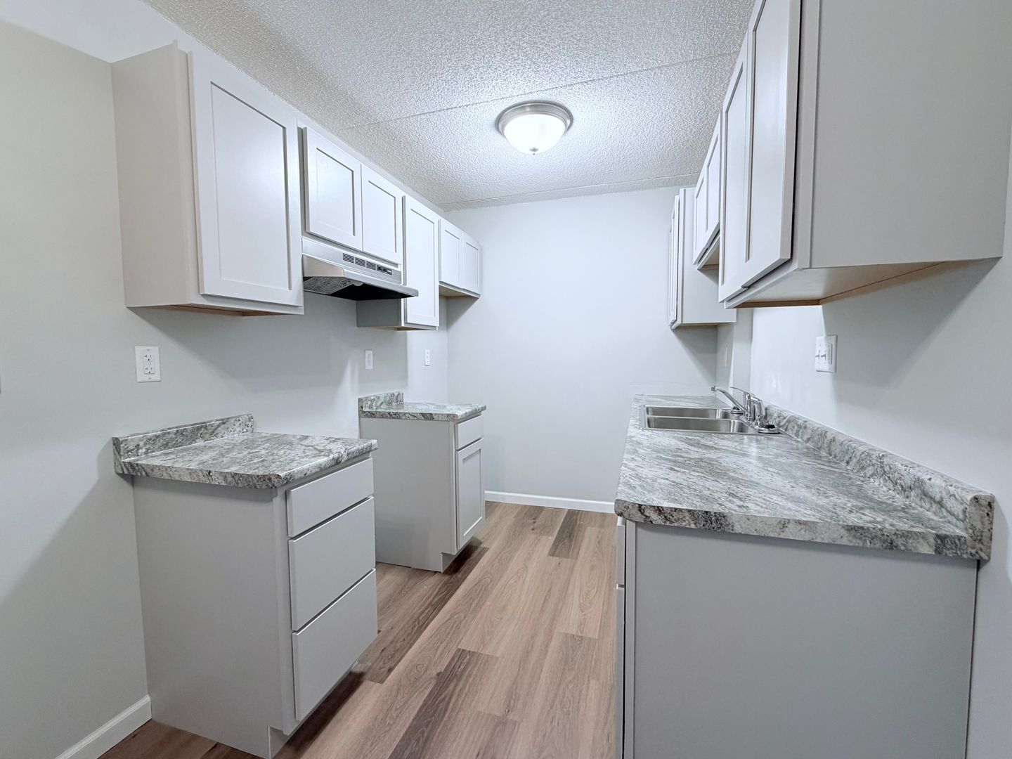 BARABOO Apartment: 201 1ST Ave