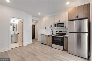 Philadelphia Townhome: 715 W Cumberland St
