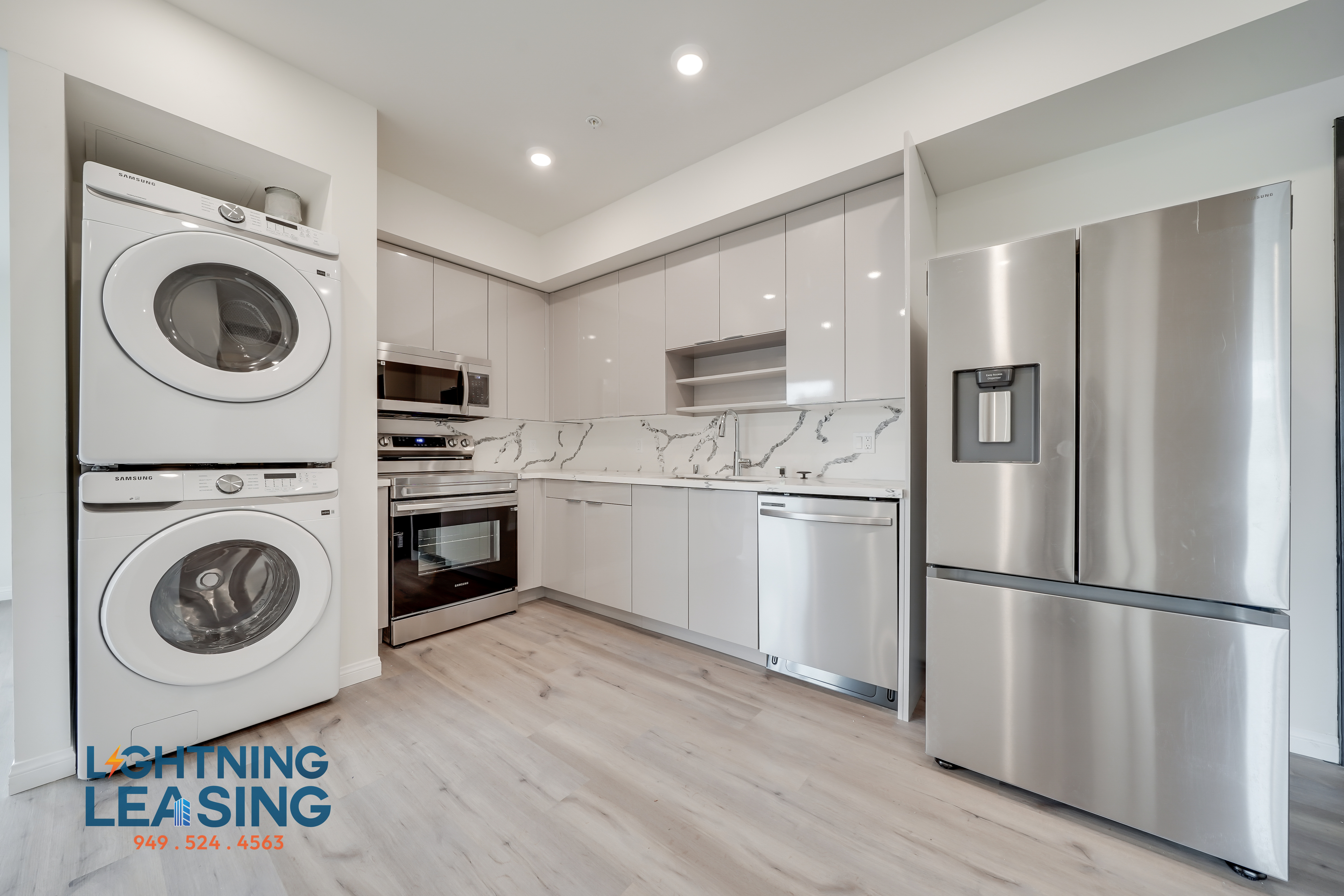 Los Angeles Condo: 3105 Bellevue Avenue