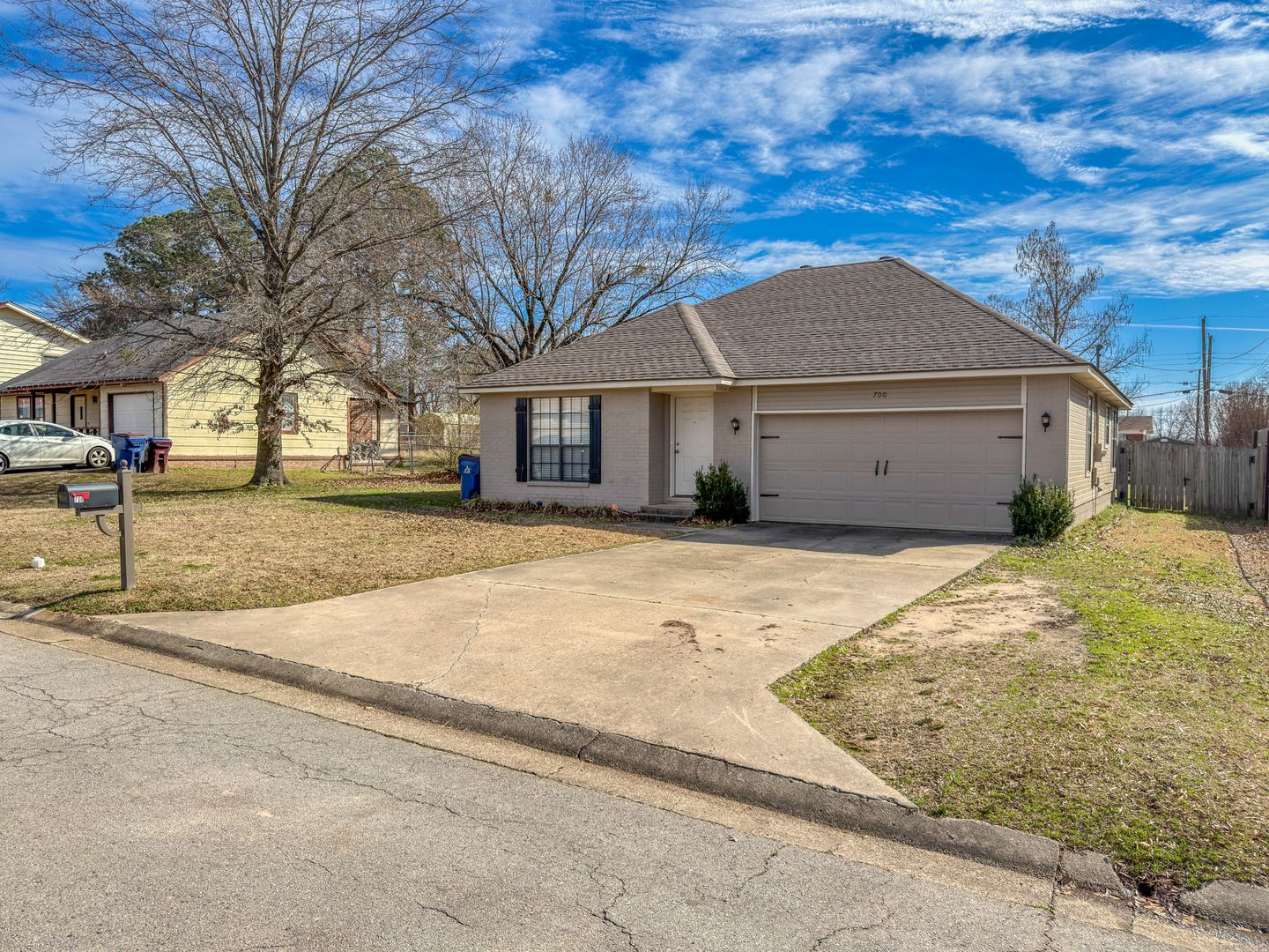 Fort Smith House: 700 Cedar Lane