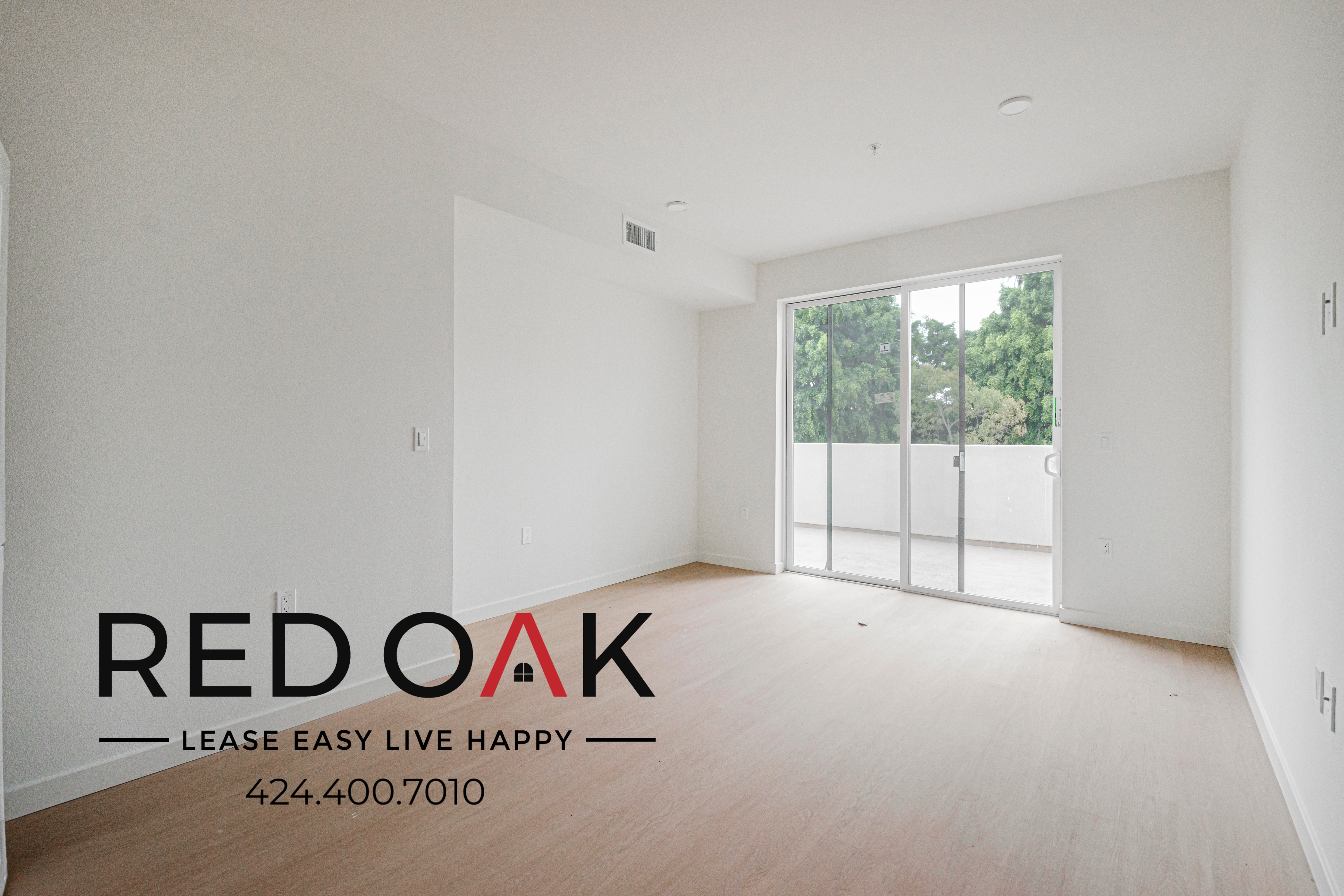 Los Angeles Condo: 856 S. Gramercy Dr