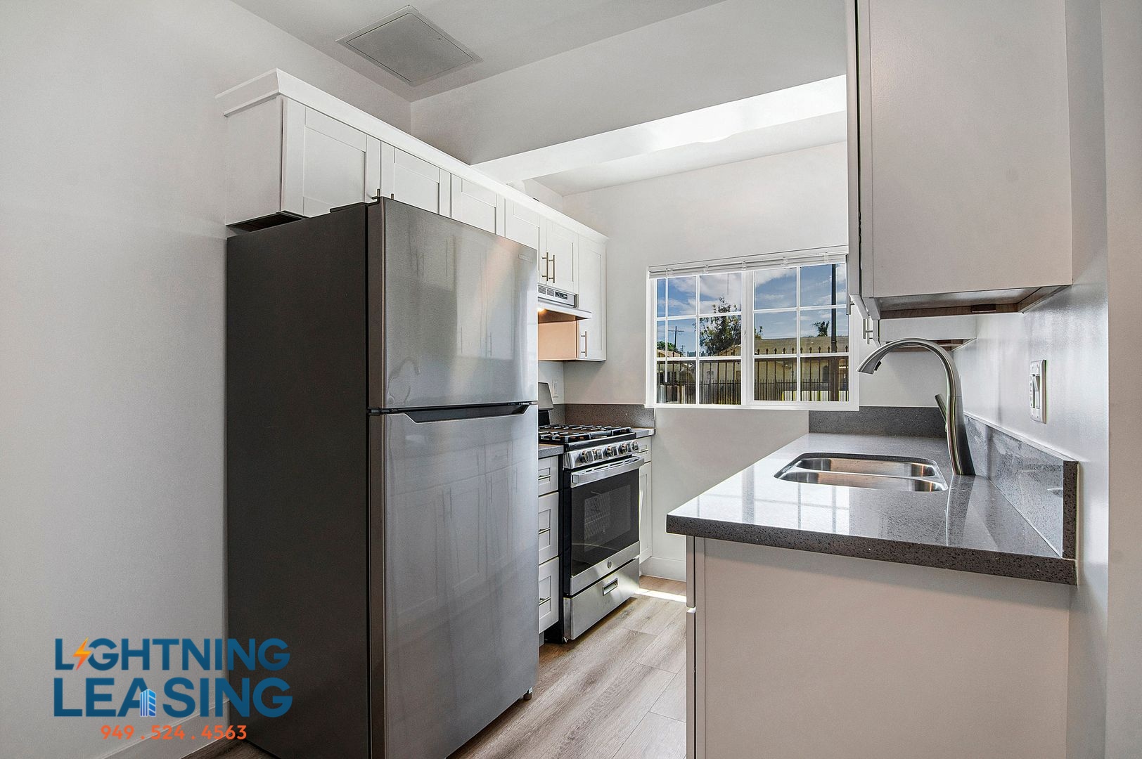 Los Angeles Condo: 10521 1/2 S Figueroa Street