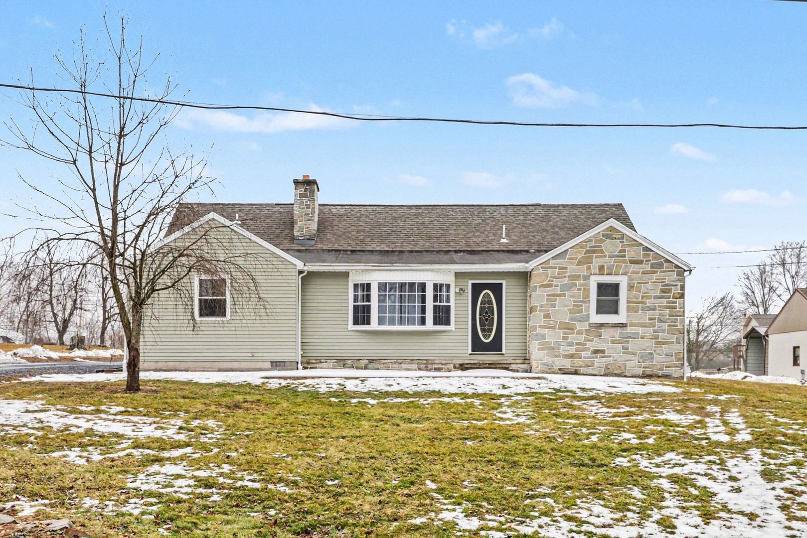 Harrisburg House: 5885 Avis Lane