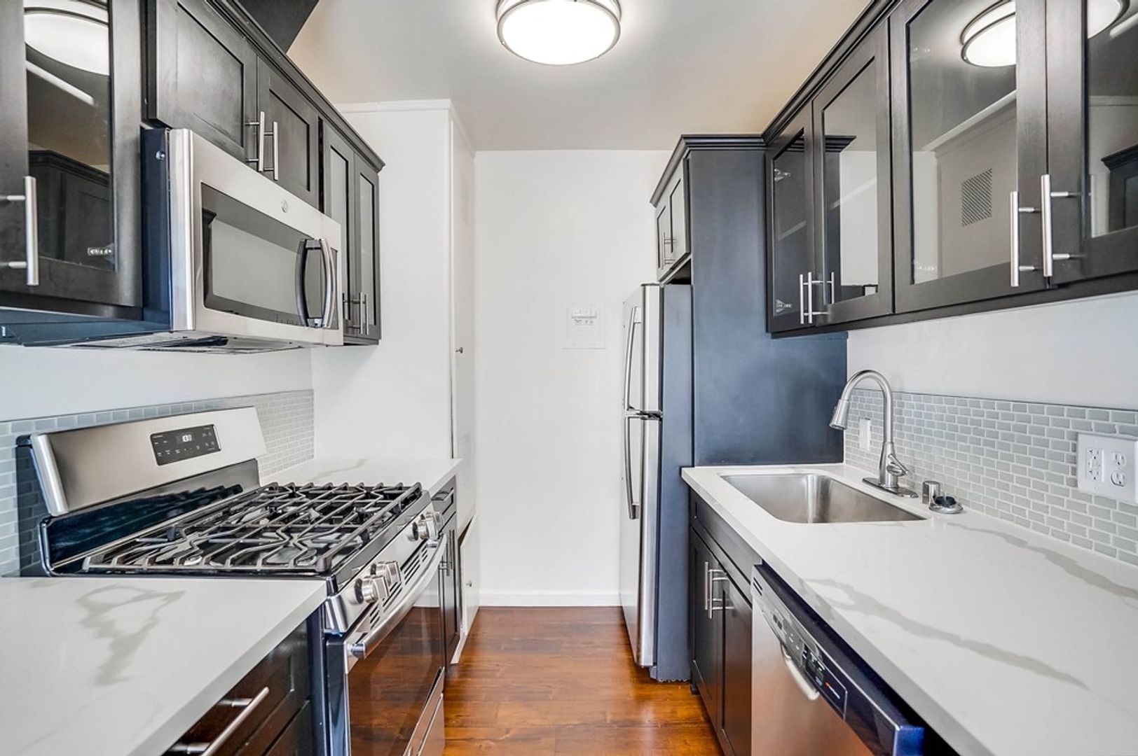 Los Angeles Condo: 6028 West Blvd