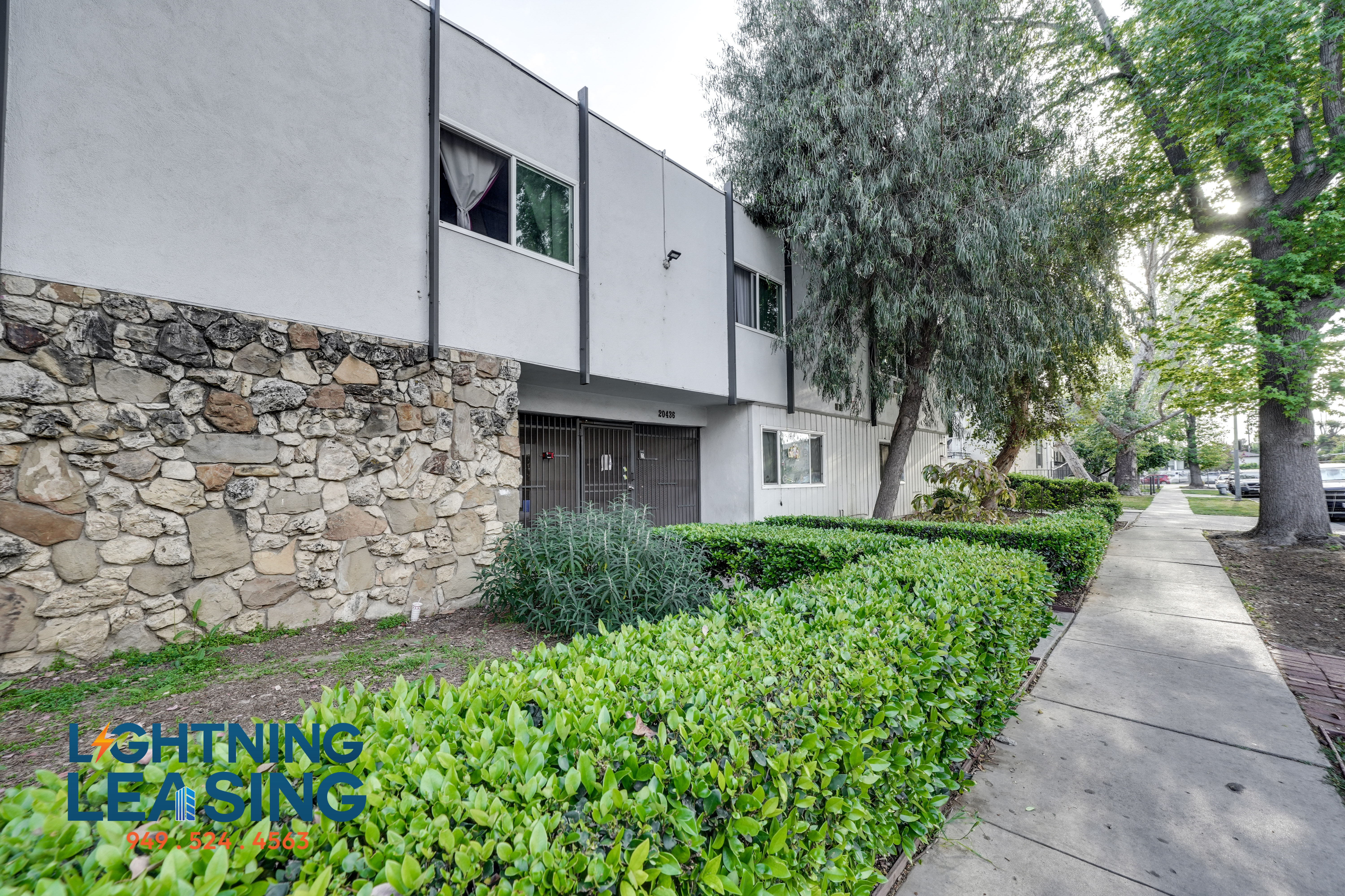 Winnetka Condo: 20435 Cohasset St