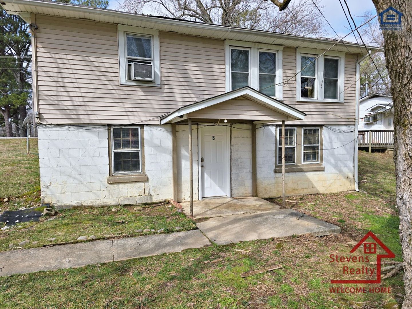 Cookeville House: 1364 Crescent Dr