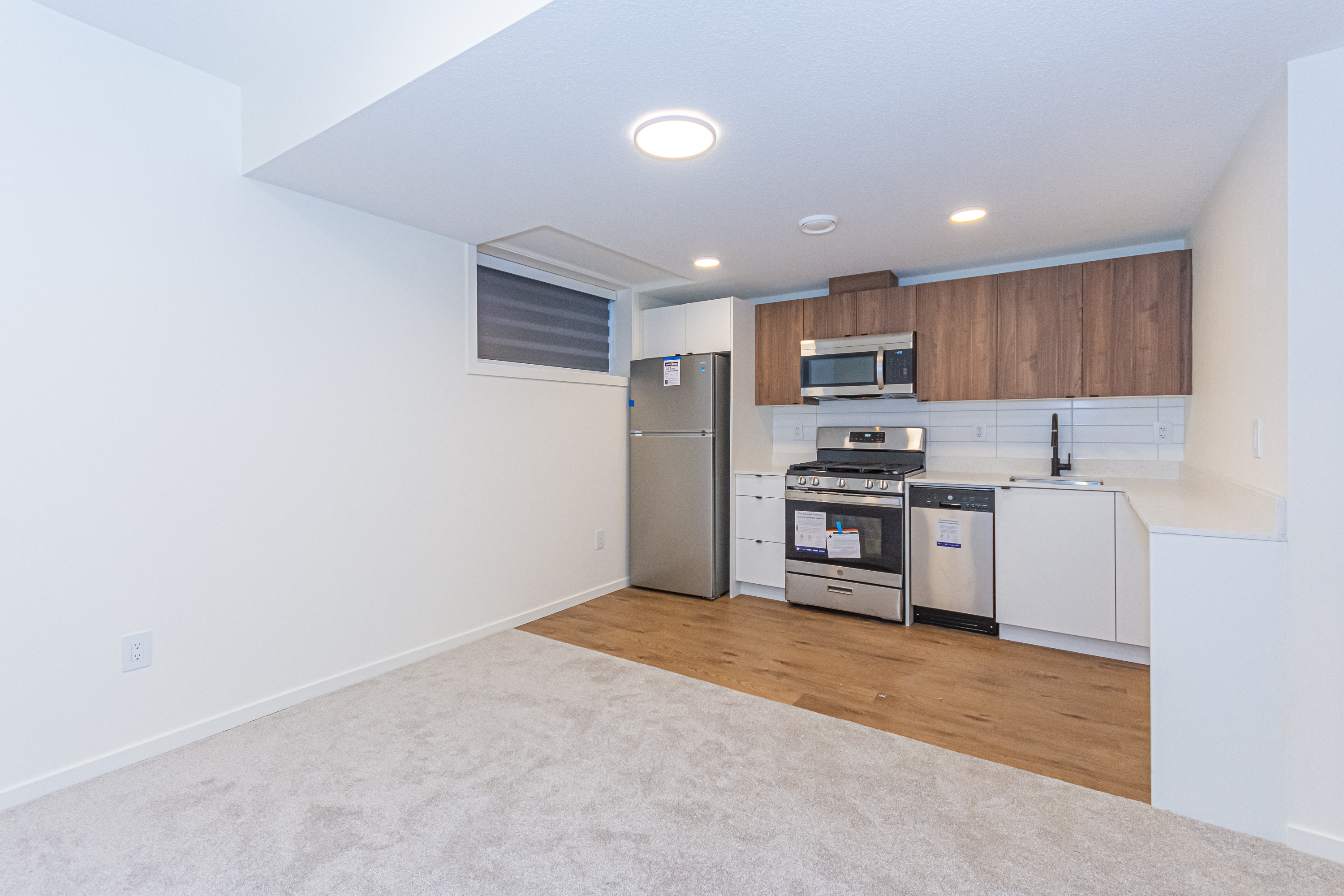 Edmonton Condo: 12307 121 Avenue Northwest - Bsmt