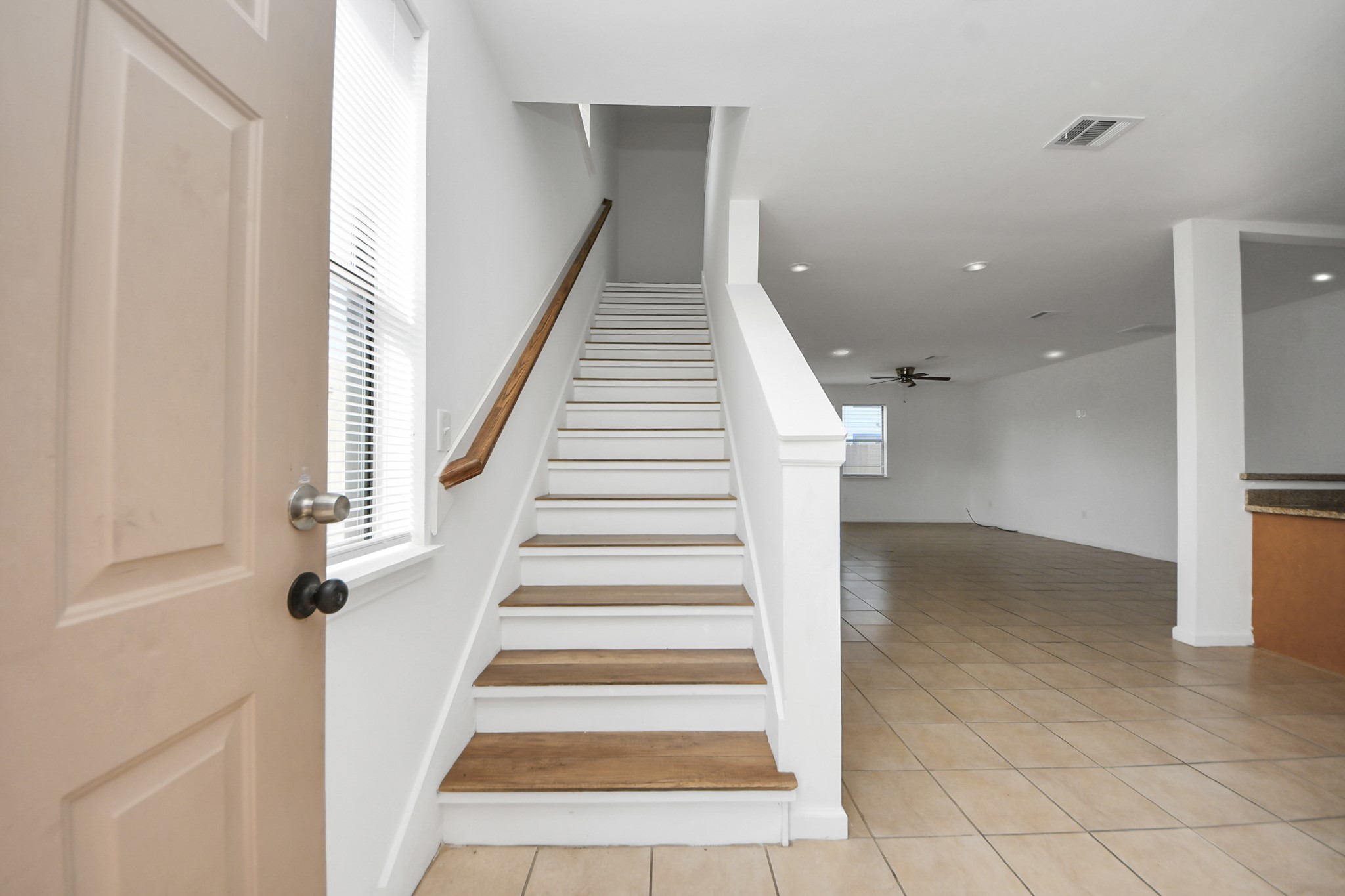 Pasadena Condo: 1803 Weeping Oaks