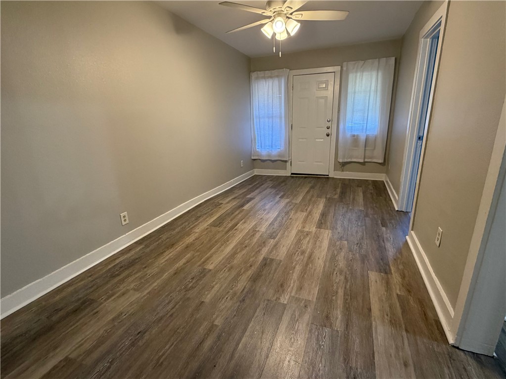 Corpus Christi Condo: 2402 Segrest Street