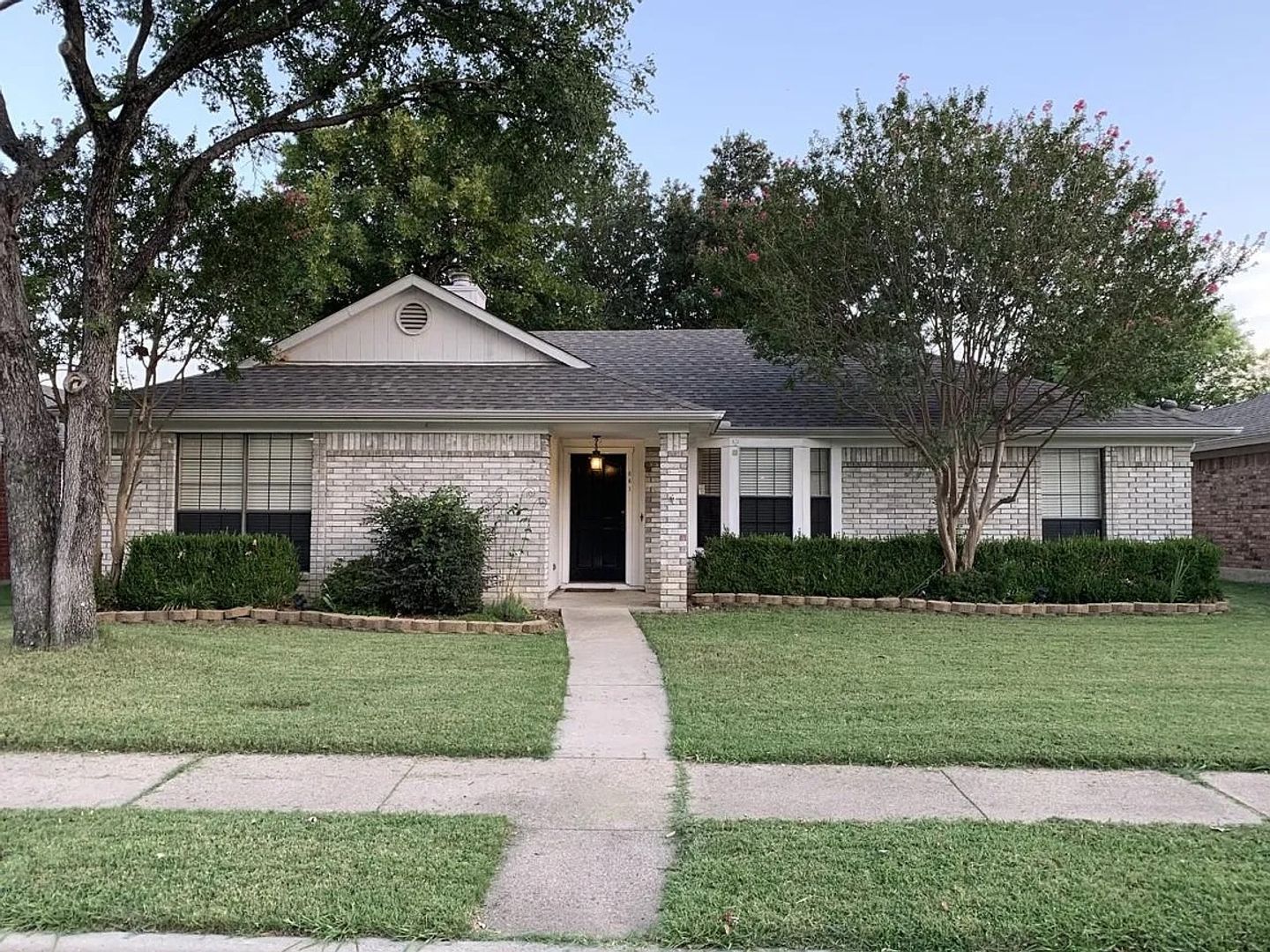 Coppell House: 661 Phillips