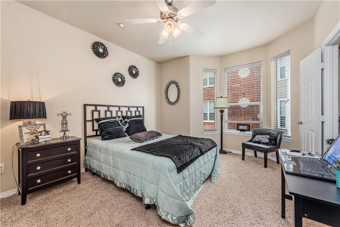 College Station Condo: 1198 Jones-Butler Road