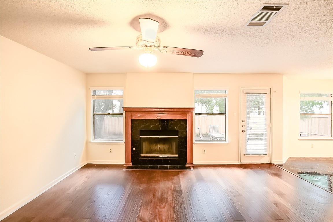 Austin Condo: 6914 Dallas Drive