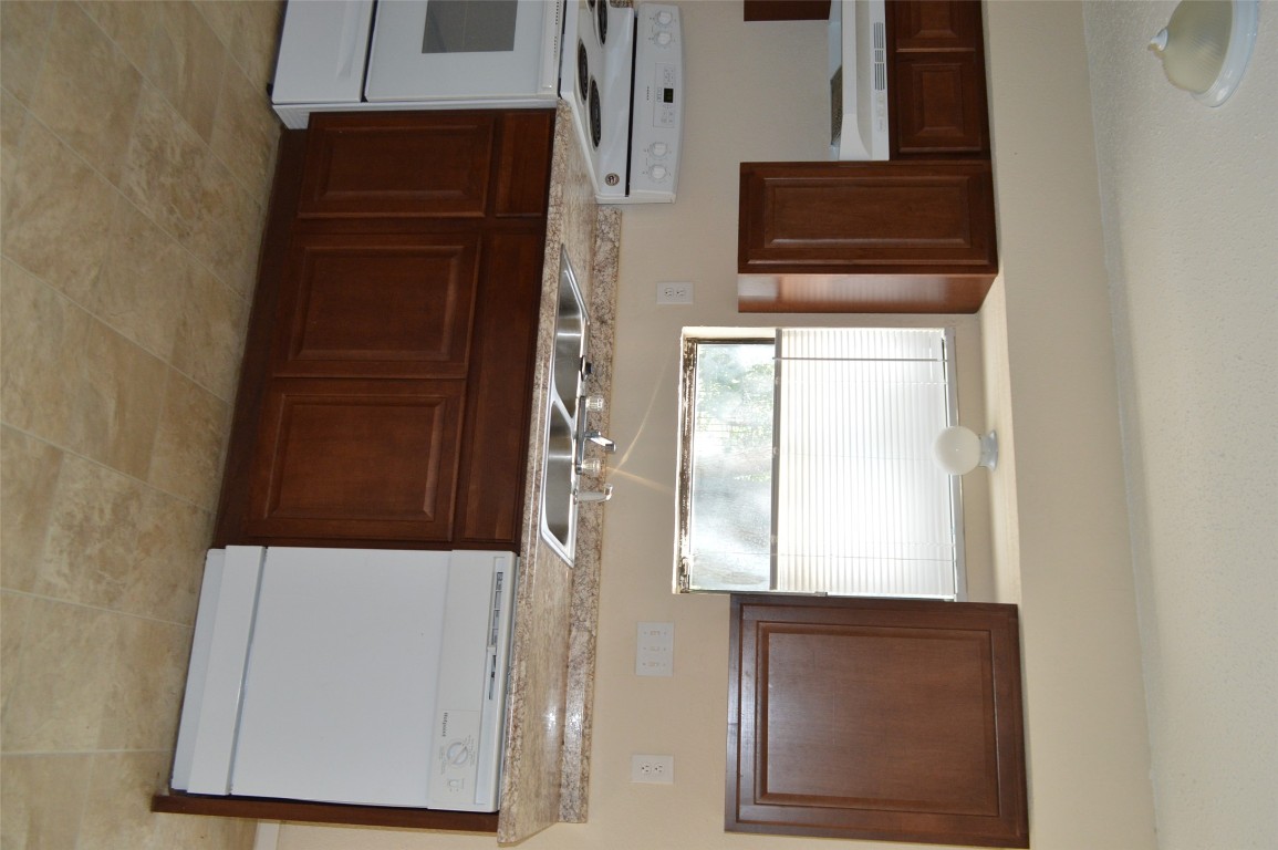 Austin Condo: 9023 Sawtooth Lane