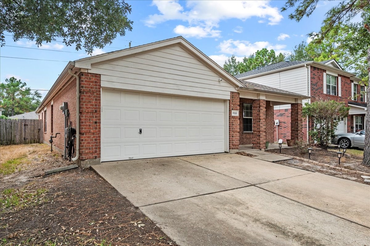 Houston Condo: 17535 Prospect Meadows Drive