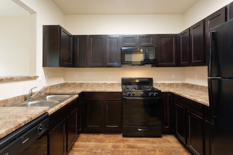 El Paso Condo: 3268 North Zaragoza Road