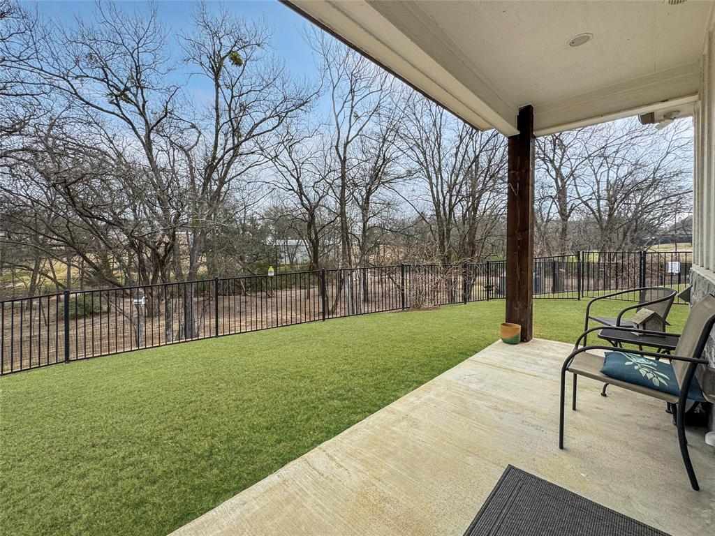 Sherman Condo: 405 Ridgeview Road