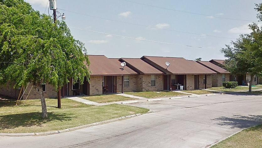 Runge Condo: 1200 Goliad Street