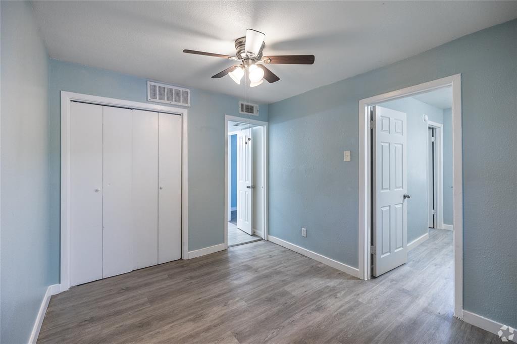 Irving Condo: 313 Rolston Road