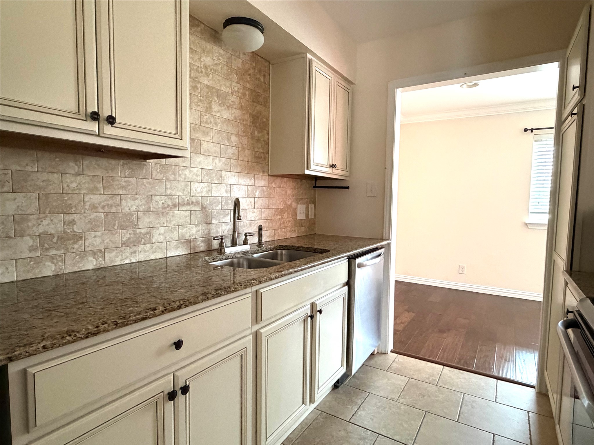 Austin Condo: 1407 West 39th 1/2 Street