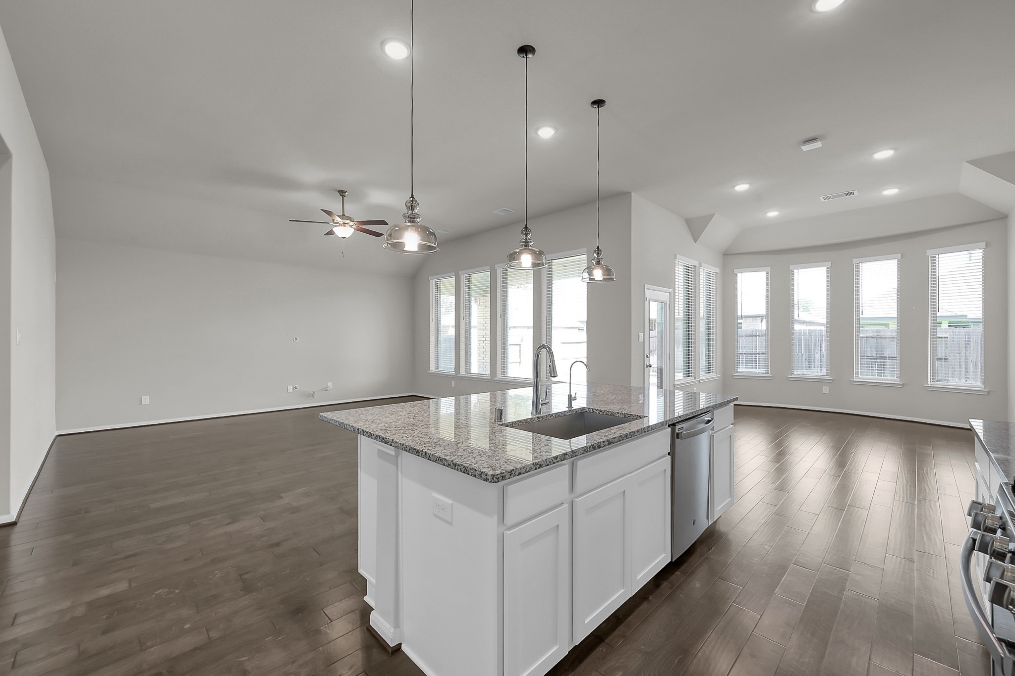 Conroe Condo: 2807 Jehlon Lane