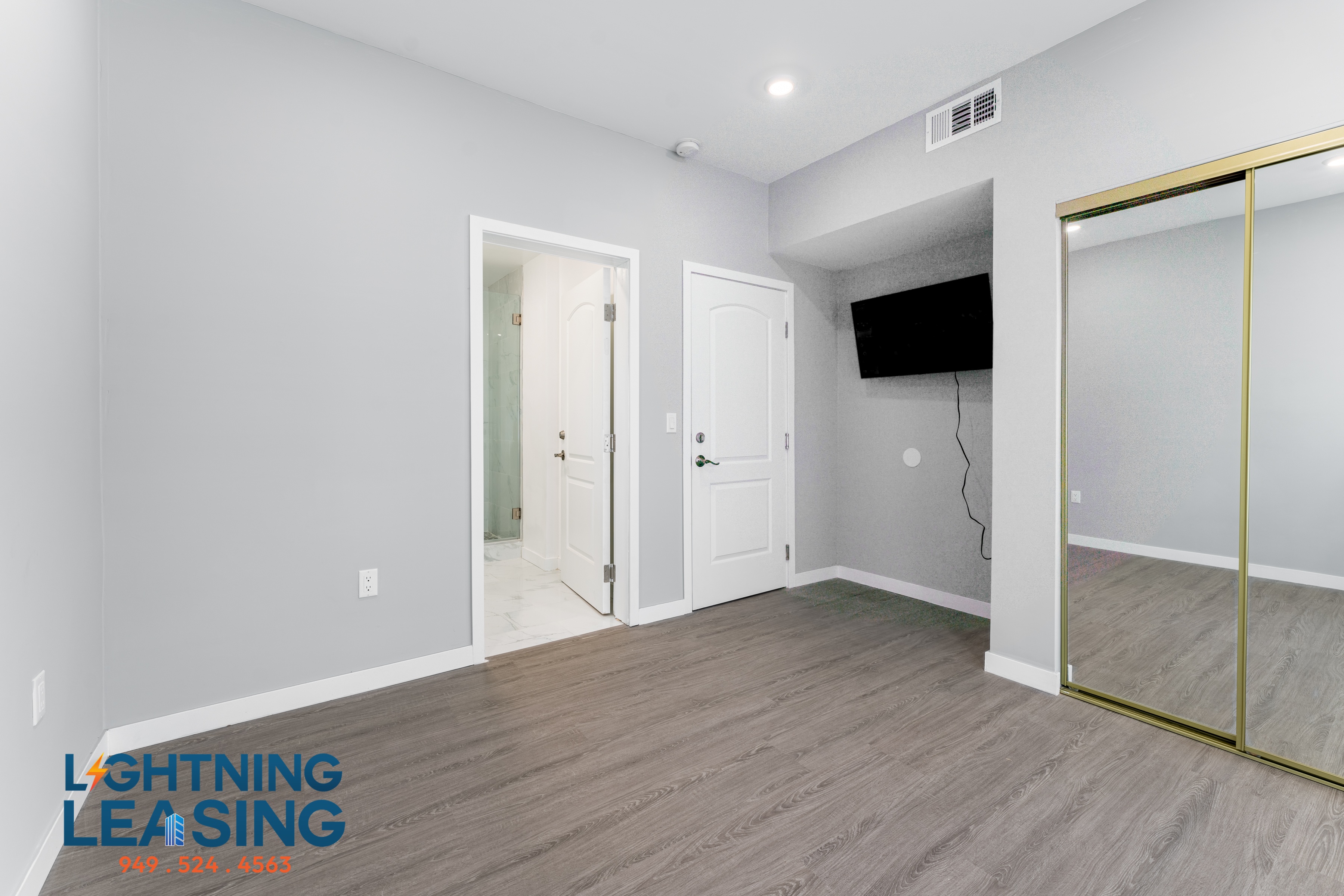 Los Angeles Condo: 1166 1/2 W 29th St