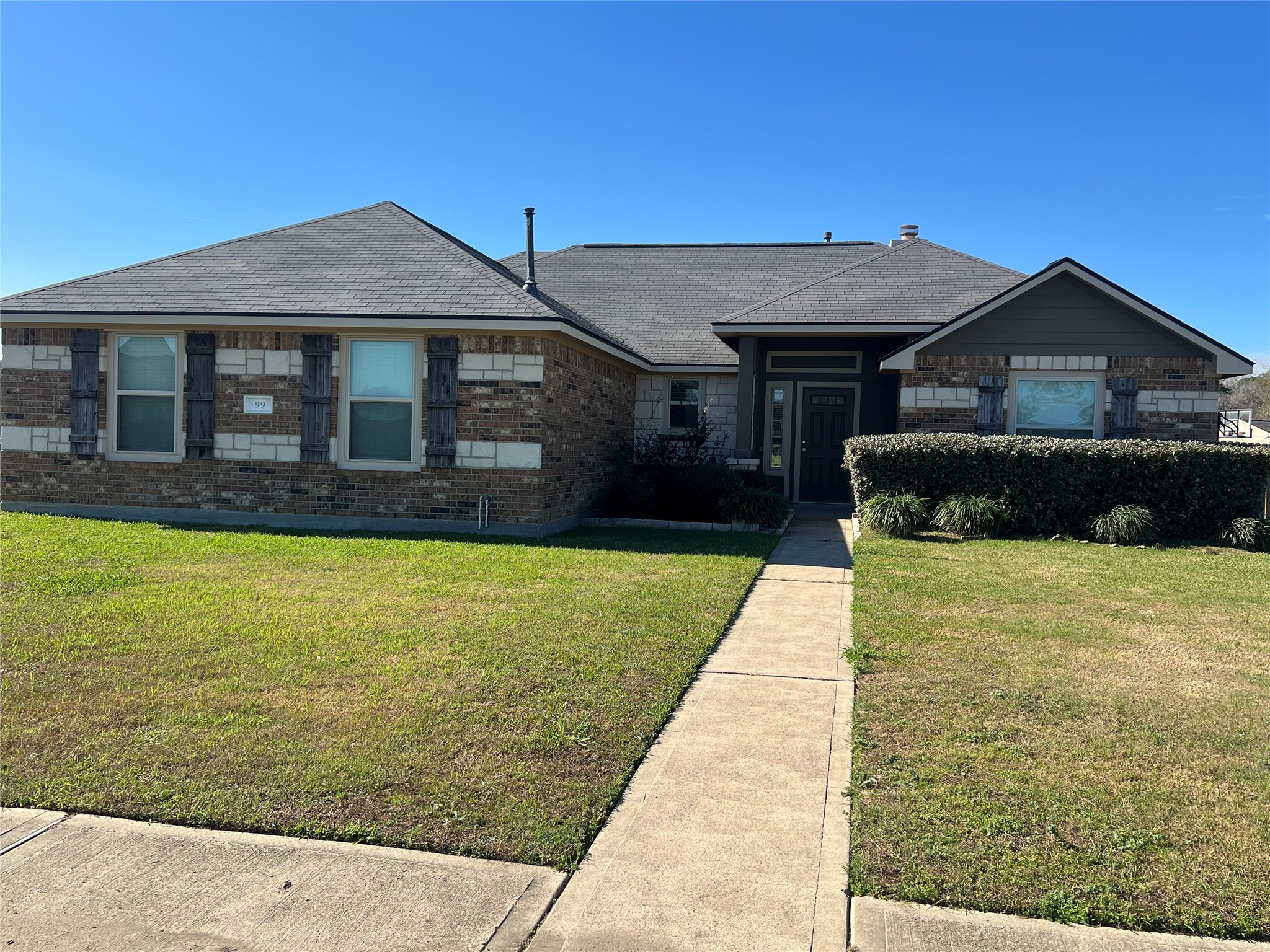 Dayton Condo: 99 Fordland Estate Drive