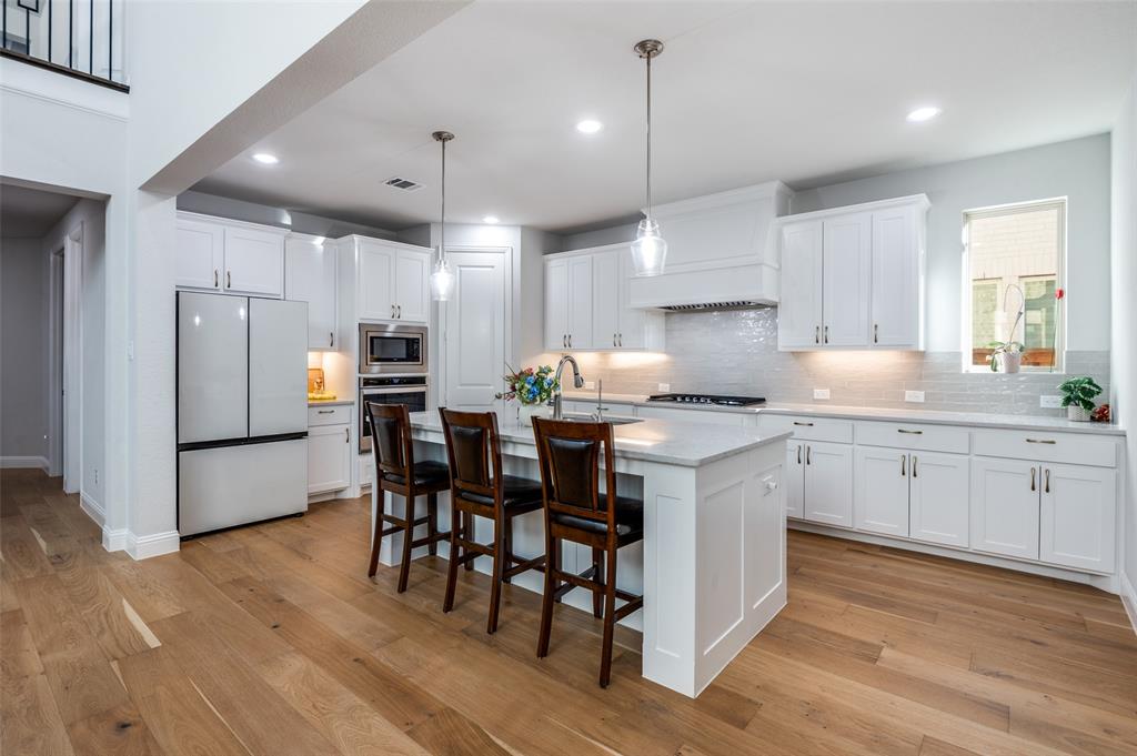 The Colony Condo: 8468 Wembley