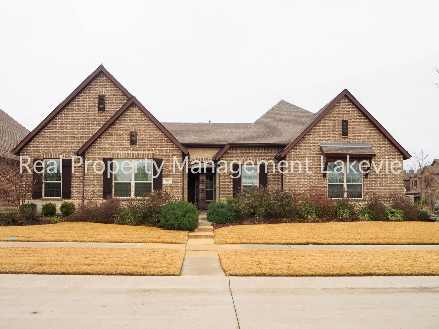 Argyle House: 400 Sunflower Ave