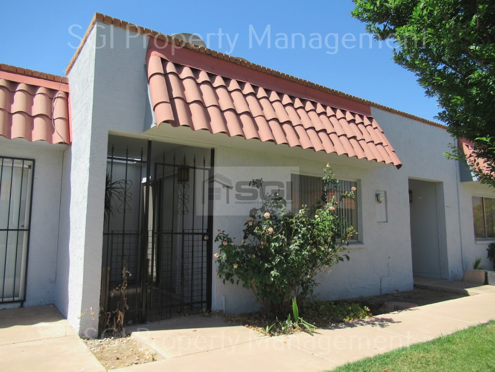 Phoenix House: 6812 N 35th Ave